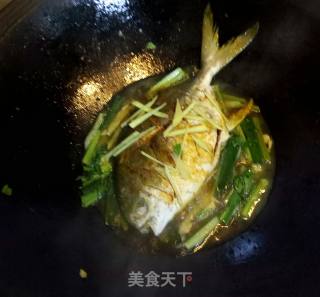 豆腐烧鲳鱼的做法步骤：11