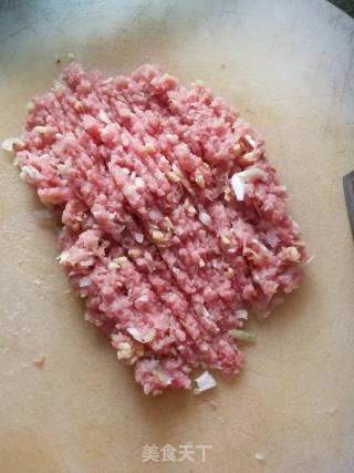 家常酸豆角炒肉末的做法步骤：1