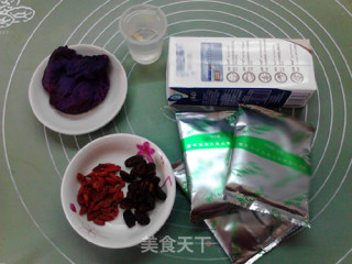葛粉版紫薯芋圆奶饮的做法步骤：1