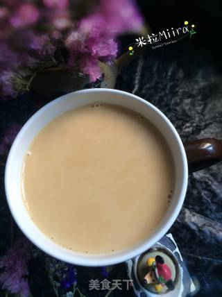 自制奶茶的做法步骤：11