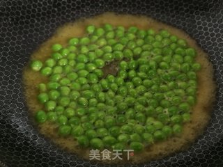 十分钟搞定的快手菜——豌豆火腿肠的做法步骤：5