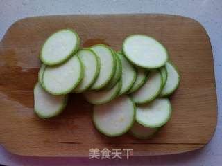 西葫芦蛋饼的做法步骤：6