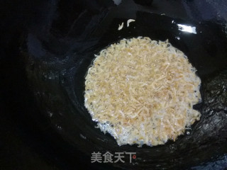 脆皮小海鲜披萨的做法步骤：1