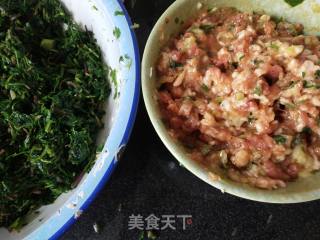 山芹菜包子的做法步骤：4