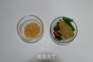 珍珠菇烧五花肉的做法步骤：6