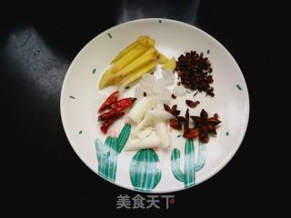 西红柿土豆炖牛腩的做法步骤：4