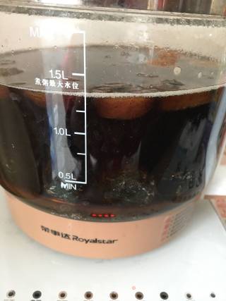 夏日饮品～～酸梅汤的做法步骤：4