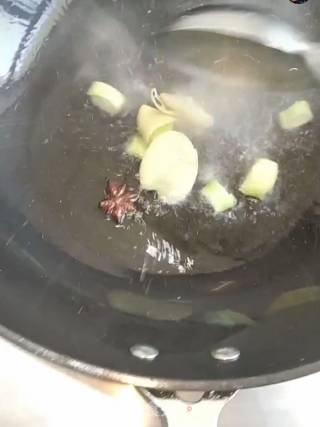 东北杀猪菜的做法步骤：3