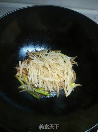 煎蛋盖炒饼的做法步骤：5