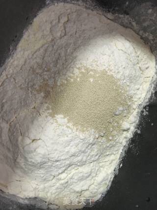 奶香蔓越莓吐司的做法步骤：1