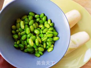 茭白毛豆的做法步骤：1