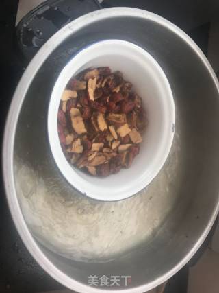 紫米红枣切糕的做法步骤：4
