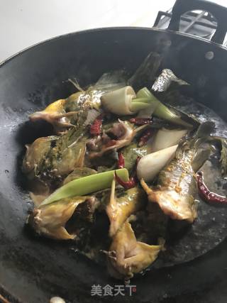 昂刺鱼炖豆腐的做法步骤：8
