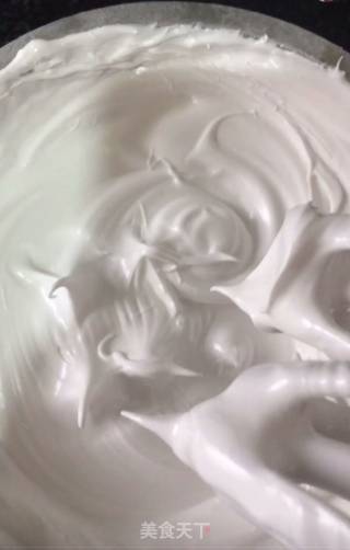 樱花蛋白糖的做法步骤：2