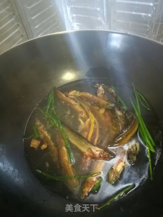 水煮泥鳅的做法步骤：4