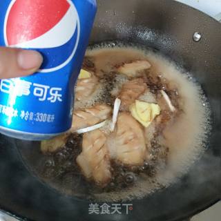 可乐鸡翅的做法步骤：8