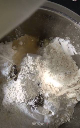土豆包的做法步骤：1