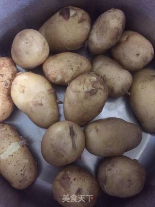 香煎椒盐土豆片的做法步骤：1
