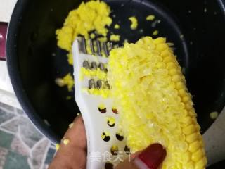 玉米饼的做法步骤：3