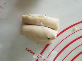 葱花卷的做法步骤：7