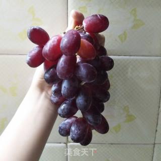 火龙果葡萄汁的做法步骤：1