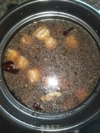 五花肉煲豆腐的做法步骤：5