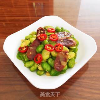 香肠炒蚕豆的做法步骤：8