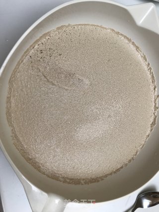 胡萝卜丝早餐面包的做法步骤：2