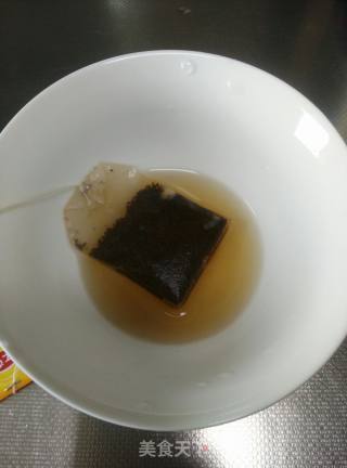 奶茶的做法步骤：2