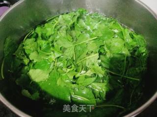 蒜蓉灰灰菜的做法步骤：2