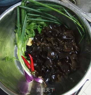 凉拌木耳的做法步骤：8
