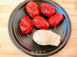 “ 夏日饮品 ”姜枣茶的做法步骤：2