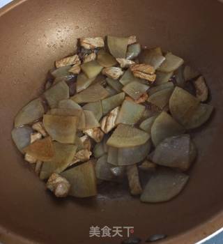 土豆青椒炒肉片的做法步骤：2