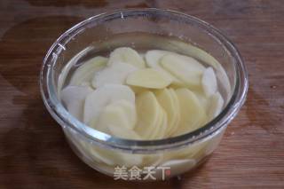 凉拌麻辣土豆的做法步骤：3