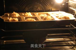 椰蓉面包的做法步骤：16
