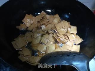 麻辣豆皮的做法步骤：10