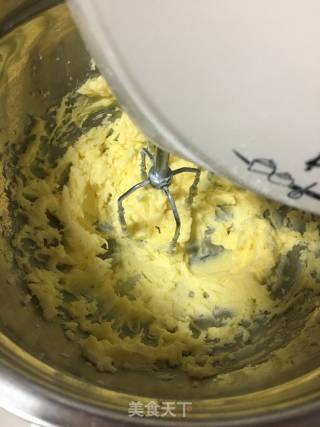 蜜豆酥皮面包的做法步骤：8
