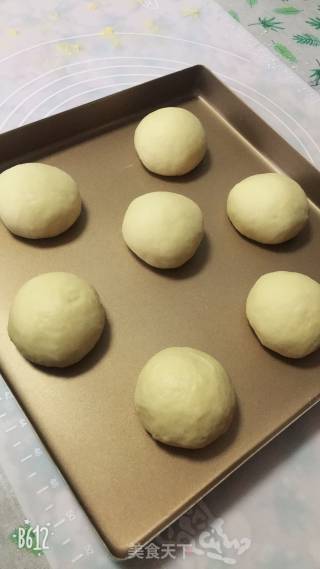 蜜豆酥皮面包的做法步骤：20