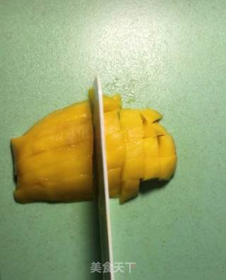 酸奶芒果冰糕的做法步骤：1
