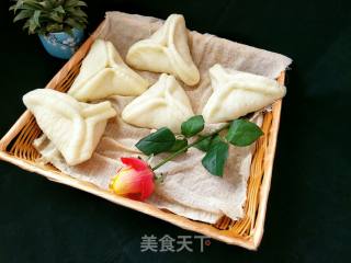 配方黑芝麻糖三角的做法步骤：1