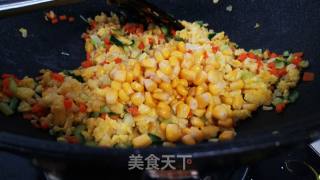 素锦蛋炒饭的做法步骤：6