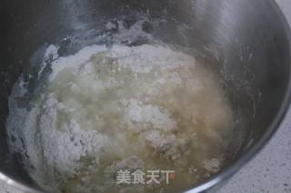 自制韭菜盒子的做法步骤：1