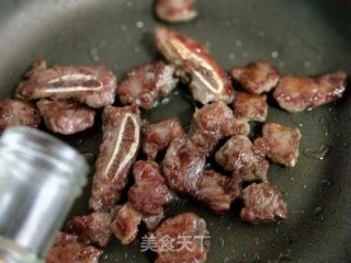 洋葱煎牛排的做法步骤：5