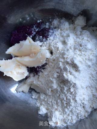 椰蓉豆沙卷的做法步骤：1