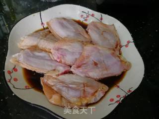 蒸鸡翅啦的做法步骤：1