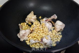 黄豆焖鸡锤的做法步骤：7