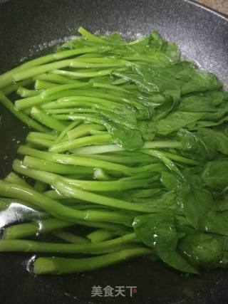 广式盐水菜心????????的做法步骤：3