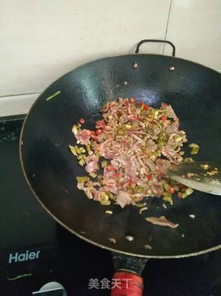 酸辣鸡杂的做法步骤：3