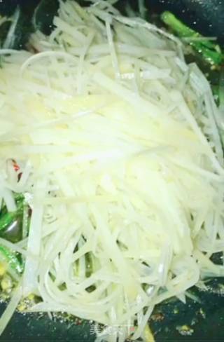 酸辣土豆丝的做法步骤：6