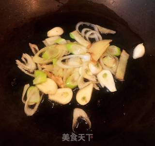 香辣钉螺的做法步骤：5